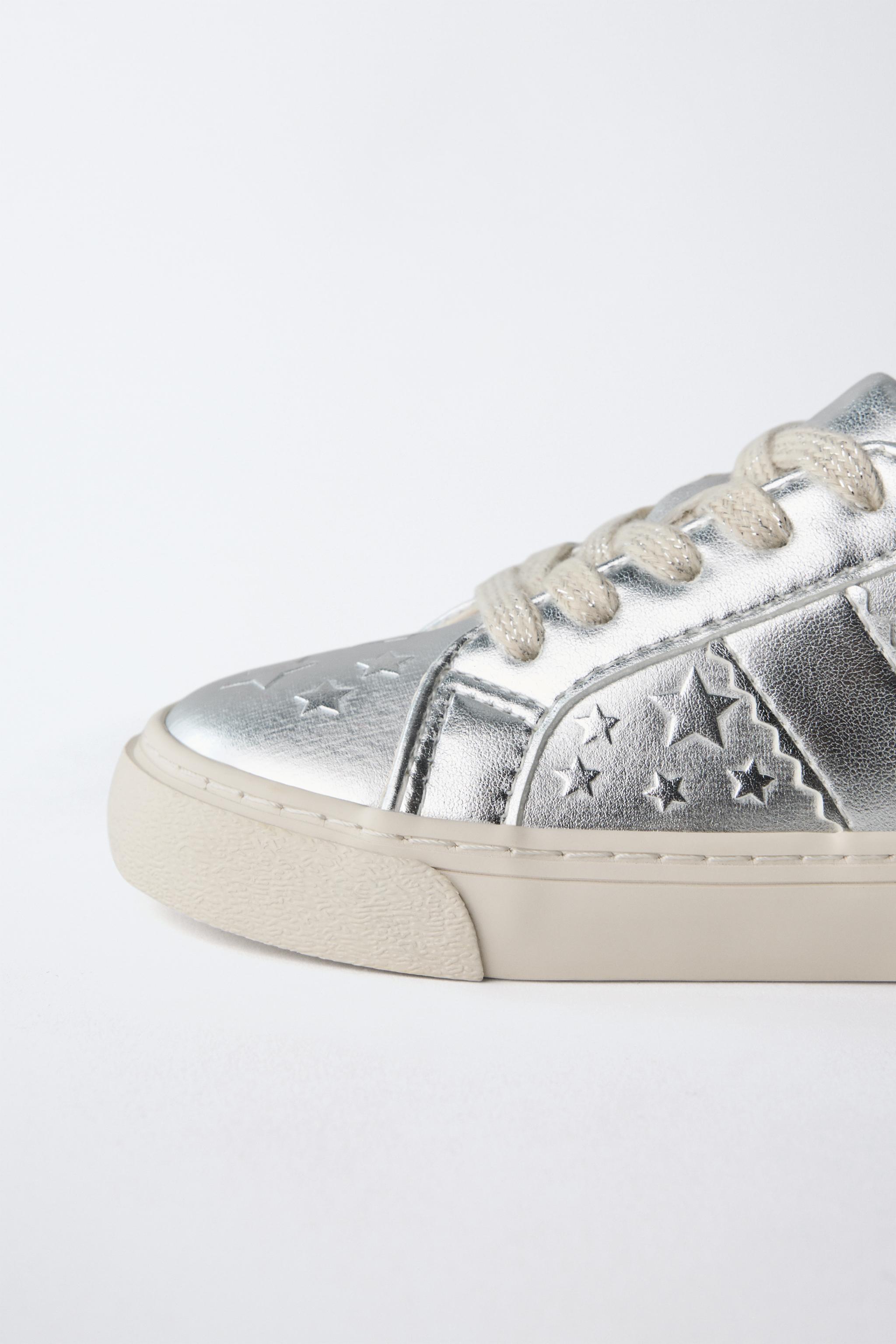 METALLIC STAR SNEAKERS